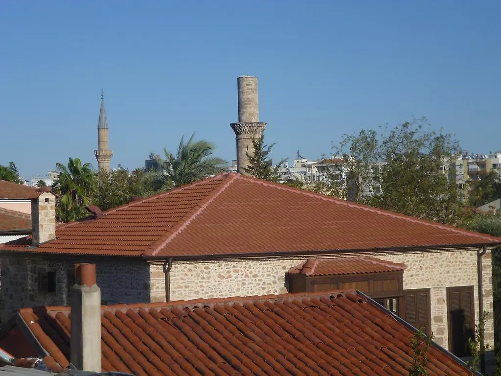 **  Frankfurt Hotel Antalya Turkije